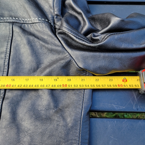 Vintage Ladies DC Collection leather jacket size XL made in Canada - Picture 4 of 7